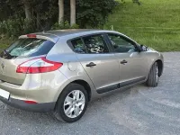 Gebraucht Renault Mégane III 101 PS (74 kW) 2012 Silber Limousine