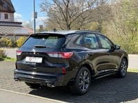 Usado Ford Kuga ST-Line 120 HP (88 kW) 2023 Preto SUV