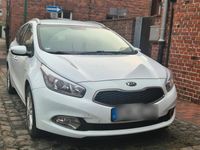 Gebraucht Kia Ceed 99 PS (72 kW) 2013 Weiß Kleinwagen