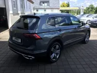Gebraucht VW Tiguan Allspace Elegance 200 PS (147 kW) 2022 Grau SUV