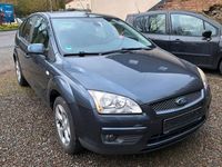 gebraucht Ford Focus 2.0i 16V Benzin Style TÜV NEU Klimaautomatik Tempomat