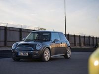 Usata Mini Cooper S 170 CV (125 kW) 2006 Grigio Utilitaria