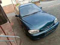Gebraucht Kia Shuma 88 PS (64 kW) 2000 Grün Kleinwagen