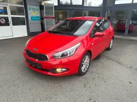 Używany Kia Ceed Edition 7 2014 Czerwony Hatchback