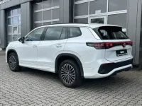 Gebraucht VW Tayron Life 193 PS (141 kW) 2025 Oryxweiß perlmutteffekt SUV