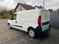 Gebraucht Fiat Doblò 120 PS (88 kW) 2018 Weiß Van / Kleinbus