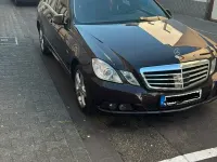 Gebraucht Mercedes E220 170 PS (125 kW) 2010 Braun Limousine