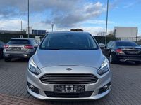 Gebraucht Ford S-MAX Titanium 150 PS (110 kW) 2017 Silber Van / Kleinbus