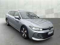 Gebraucht VW Passat Elegance 150 PS (110 kW) 2025 Silber Kombi