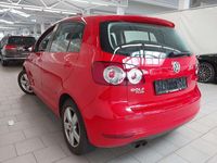 Gebraucht VW Golf Plus Cross Comfortline 122 PS (89 kW) 2012 Tornadorot Van / Kleinbus