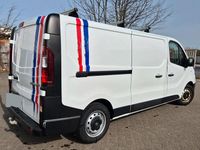 Gebraucht Renault Trafic 121 PS (88 kW) 2019 Weiß Van / Kleinbus