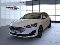 Gebraucht Ford Focus Titanium 125 PS (91 kW) 2024 Frostweiß Limousine