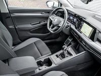 Gebraucht VW Golf VIII Active 131 PS (96 kW) 2021 Weiß Limousine