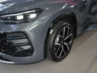 Gebraucht VW Tayron R-line 193 PS (141 kW) 2026 Delfingrau SUV