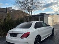 Gebraucht Mercedes C250 AMG 204 PS (150 kW) 2017 Weiß Limousine