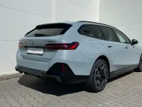 Neu BMW i5 Comfort Edition 250 kW (340 PS) 2026 M brooklyn grau metallic Kombi