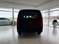 Neu Fiat Doblò 131 PS (96 kW) 2025 Schwarz Van / Kleinbus