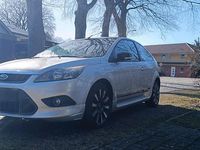 Gebraucht Ford Focus Titanium 115 PS (84 kW) 2010 Silber Limousine