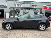 Gebraucht Chevrolet Cruze LT 124 PS (91 kW) 2011 Schwarz Kleinwagen