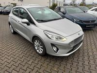 Gebraucht Ford Fiesta Titanium 101 PS (74 kW) 2017 Silber Limousine