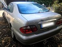 Gebraucht Mercedes CLK200 163 PS (119 kW) 2001 Silber Coupé