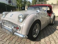 Gebraucht Triumph TR3 101 PS (74 kW) 1958 Grau Cabrio