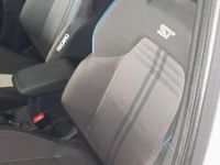 gebraucht Ford Fiesta 1,5 EcoBoost ST mit Styling-Paket ST ...