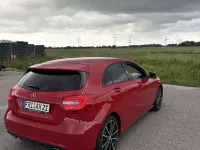 Gebraucht Mercedes A180 Style 122 PS (89 kW) 2014 Rot Limousine