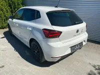 Używany Seat Ibiza Style 95 KM (69 kW) 2018 Biały Hatchback