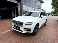 Gebraucht Volvo XC90 Plus 235 PS (172 kW) 2024 Crystal white / metallic (metallic) SUV