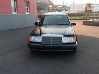 Gebraucht Mercedes 260 160 PS (117 kW) 1992 Schwarz Limousine