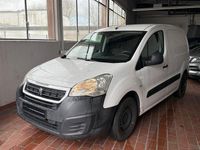 Gebraucht Peugeot Partner 75 PS (55 kW) 2018 Weiß Van / Kleinbus