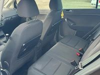 Gebraucht VW Golf VI 105 PS (77 kW) 2011 Schwarz Kleinwagen