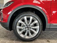 Neu VW T-Roc Style 150 PS (110 kW) 2025 Rot SUV