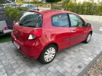 Gebraucht Renault Clio 75 PS (55 kW) 2010 Rot Kleinwagen