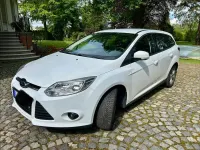 Gebraucht Ford Focus 101 PS (74 kW) 2014 Weiß Kombi