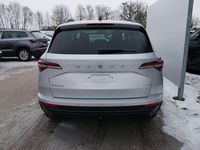 Neu Skoda Karoq Selection 150 PS (110 kW) 2025 Brillantsilber metallic SUV
