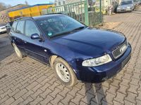 Gebraucht Audi A4 90 PS (66 kW) 2000 Blau Kombi