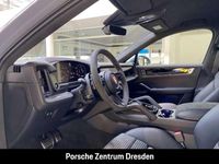 Neu Porsche Cayenne Coupe GTS 500 PS (367 kW) 2026 Grau Coupé