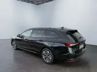 Gebraucht Skoda Superb Selection 150 PS (110 kW) 2025 Ebony schwarz Kombi