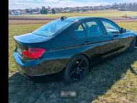 Gebraucht BMW 318 143 PS (105 kW) 2014 Schwarz Limousine