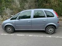 Usata Opel Meriva 101 CV (74 kW) 2007 Argento Monovolume