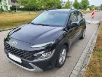 Gebraucht Hyundai Kona Pure 120 PS (88 kW) 2022 Schwarz SUV
