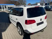 Gebraucht VW Touran Cross 150 PS (110 kW) 2013 Weiß Van / Kleinbus
