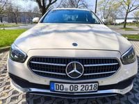 Gebraucht Mercedes E220 194 PS (142 kW) 2021 Hellelfenbein  unilack Limousine