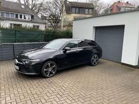 Gebraucht Mercedes CLA250e Shooting Brake 160 PS (117 kW) 2021 Schwarz Kombi