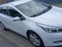 Gebraucht Kia Ceed 128 PS (94 kW) 2015 Weiß Kleinwagen