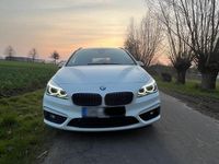 Gebraucht BMW 220 Gran Tourer Sport Line 190 PS (139 kW) 2016 Weiß Van / Kleinbus