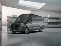 Gebraucht Mercedes Sprinter 170 PS (125 kW) 2025 Grau / tenoritgrau Van