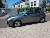 Gebraucht Alfa Romeo Giulietta 120 PS (88 kW) 2013 Grau Kleinwagen